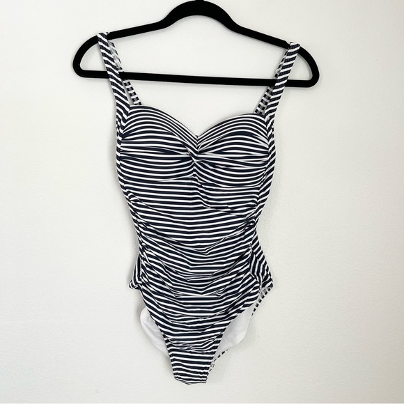 NipTuck Sorrento Stripe Joanne One Piece Swimsuit Blue & White Size 8 - Picture 3 of 9